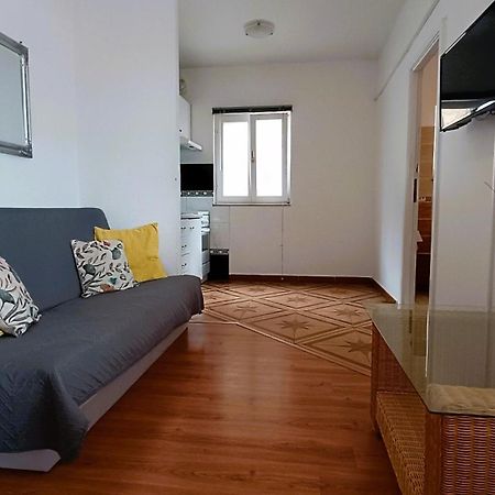 Apartments Ella Макарска Экстерьер фото
